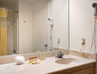 Days Inn By Wyndham Riverside Tyler Mall Chambre photo