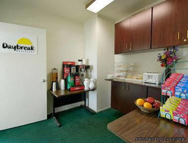 Days Inn By Wyndham Riverside Tyler Mall Extérieur photo